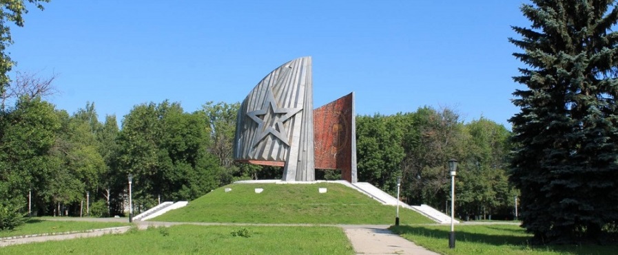В Автозаводском районе началось голосование за вариант памятника воинам, погибшим в локальных конфликтах