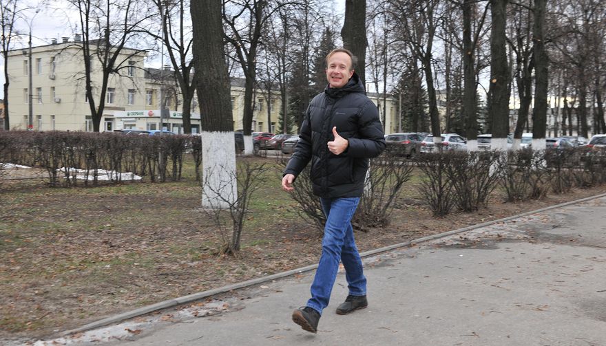 Главный специалист дирекции по правовым вопросам и управлению собственностью Максим Трынин участвует в акции «Человек идущий» с 2021 года Главный специалист дирекции по правовым вопросам и управлению собственностью Максим Трынин участвует в акции «Человек идущий» с 2021 года