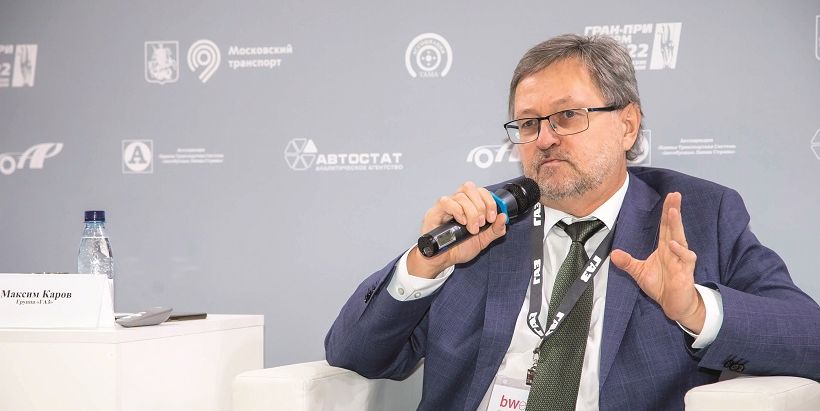 Максим Каров1.jpg