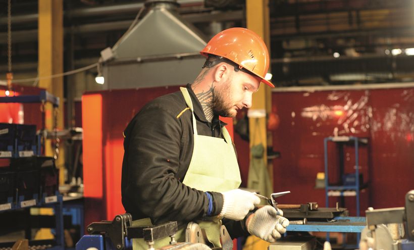 Михаил Щербаков, бригадир: «Теперь, приходя на рабочее место, я сразу приступаю к делу. Не отвлекаюсь на второстепенные задачи и могу выполнять работу более качественно»