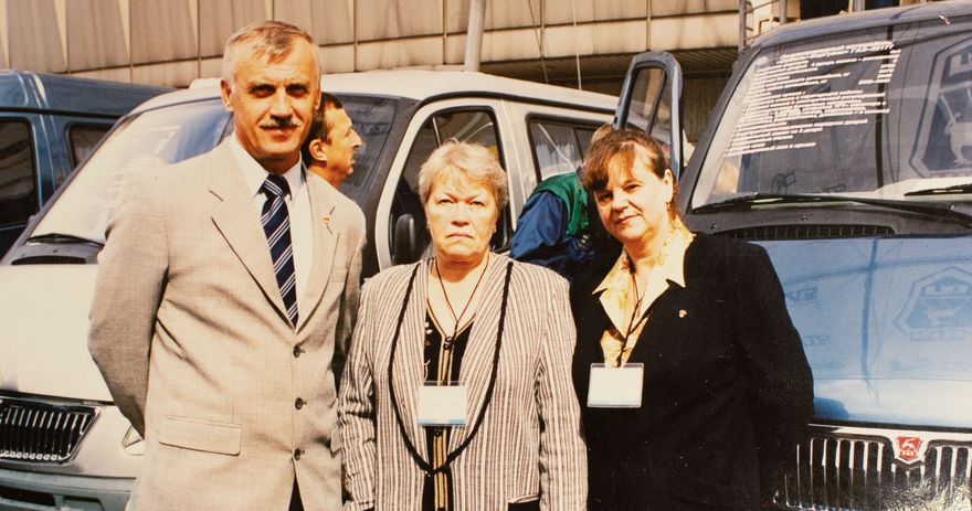 На международной выставке с автомобилями Горьковского автозавода