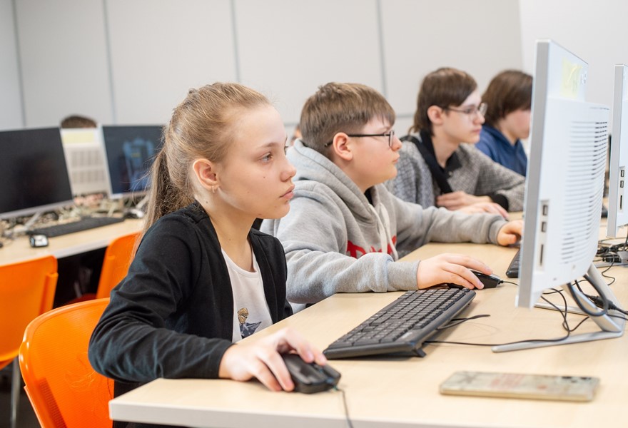 880 ПРОСТРАНСТВО ДЛЯ ЧЕМПИОНОВ Слайд1.JPG