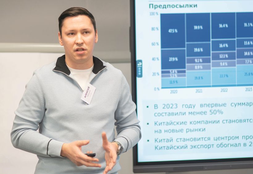 Алексей Федоров за время программы продвинулся по карьерной лестнице