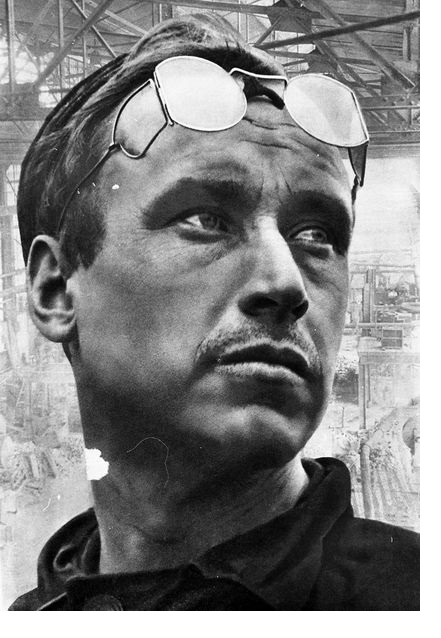 Инициатор стахановского движения в машиностроении кузнец А.Х.Бусыгин