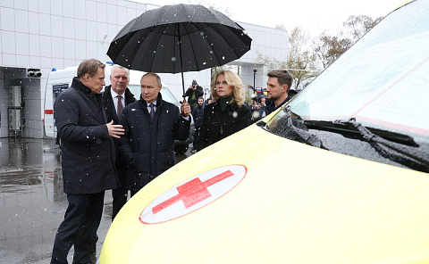 Бронированную скорую помощь на базе «Газели» показали Владимиру Путину