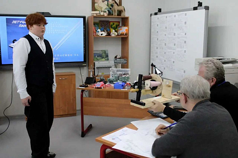 Более 40 юных автозаводских изобретателей представили свои проекты на районном фестивале технического творчества «Время, вперед!»