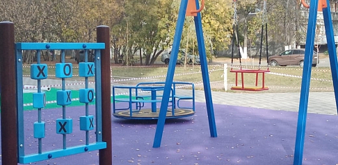 В сквере на улице Прыгунова установили дополнительные игровые элементы