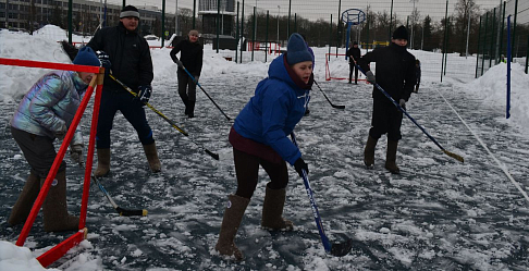 Первый фестиваль спорта в валенках Горьковского автозавода собрал около 70 участников