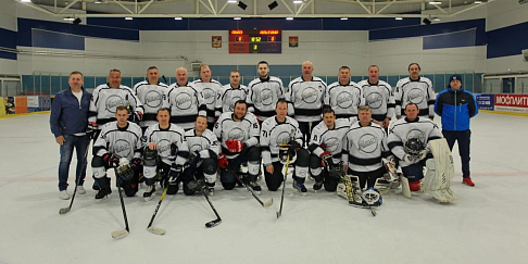 Любительский хоккейный клуб «ЛиАЗ» отметил 15-летие