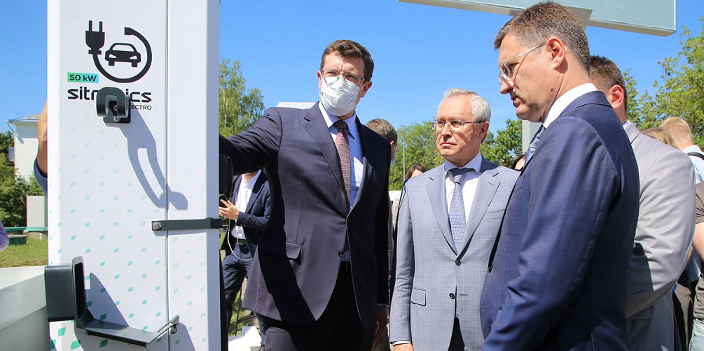 Первую в Нижегородской области быструю электрозарядную станцию представили вице-премьеру РФ Александру Новаку