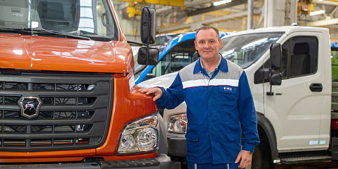 Водитель-испытатель ОИЦ Горьковского автозавода Алексей Суворов завоевал серебро в общем зачете отраслевого конкурса профмастерства