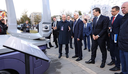 Перспективные модели новой техники Горьковского автозавода были представлены на форуме «Региональный инвестиционный стандарт - 2023»