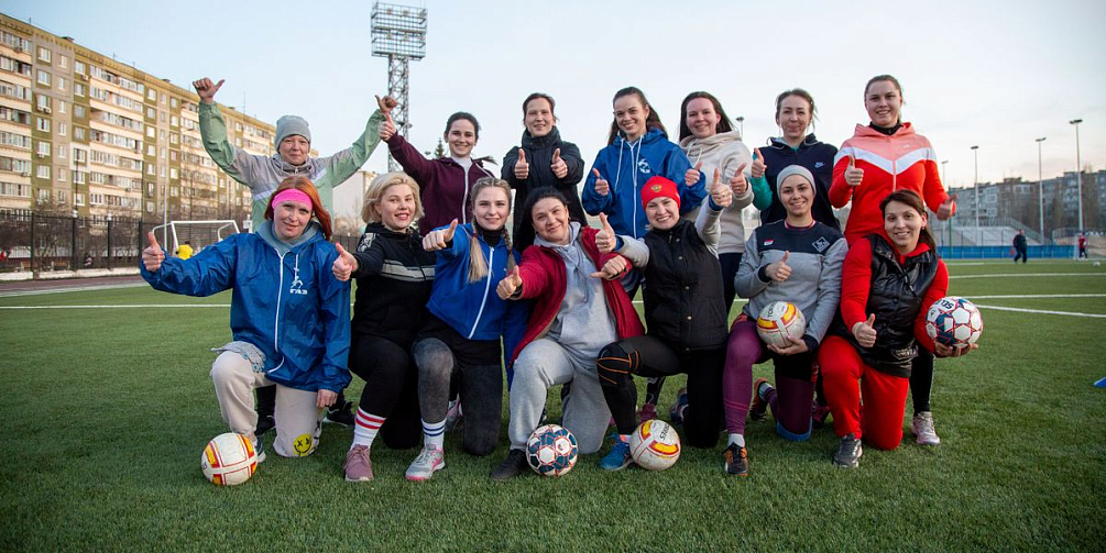 Женщины Горьковского автозавода создали свою футбольную команду
