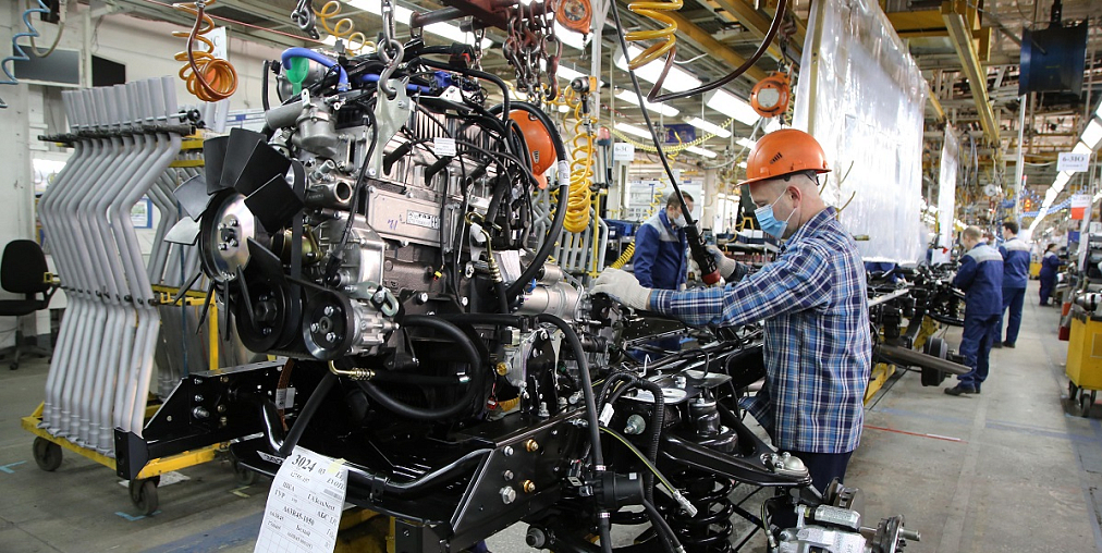 Автозаводцы  рассказали о своих эмоциях в первый день работы