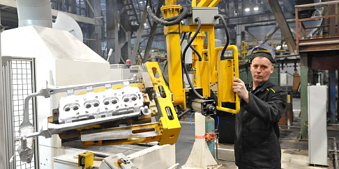 «Главной ценностью производства являются люди», - Валерий Макаров, директор завода цветного литья