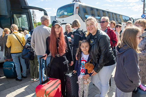 Дети сотрудников Нижегородского автозавода отправились в оздоровительные лагеря по льготным путевкам от предприятия