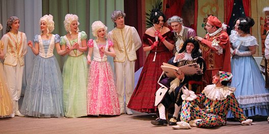 14 представлений для детей сотрудников предприятия дали артисты Дворца культуры «ГАЗ»