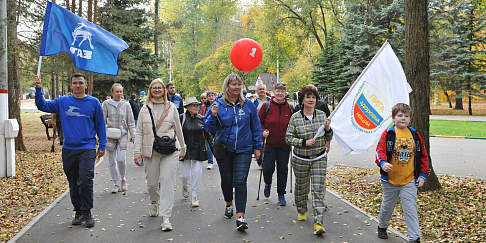 Сотрудники Горьковского автозавода приняли участие во всероссийской акции «10 000 шагов к жизни»