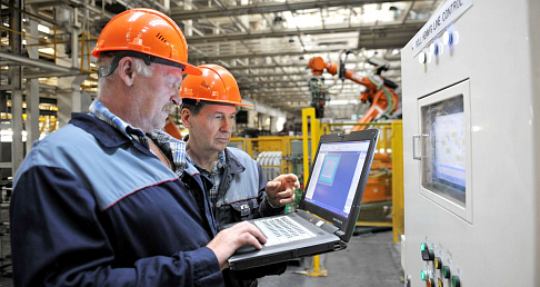 Собственные разработки внедряют в производственный процесс электромеханики СЦР и ТОО Алексей Серов и Анатолий Столбов 