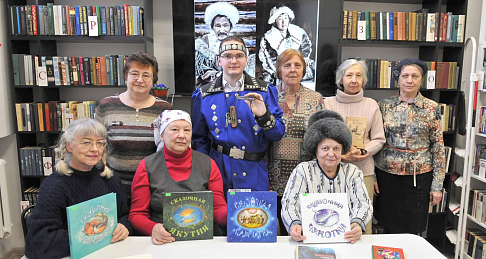 В автозаводской библиотеке имени В.В. Маяковского прошла встреча с читателями, посвященная народам Крайнего Севера