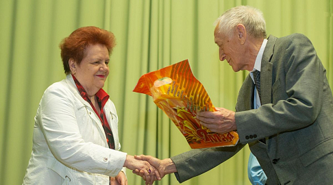 В день юбиляра ветераны ГАЗа вспоминали события Великой Отечественной и День Победы