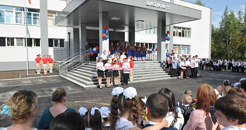 Ко Дню знаний Горьковский автозавод оказал традиционную помощь школам района, в том числе в рамках программы НСВ