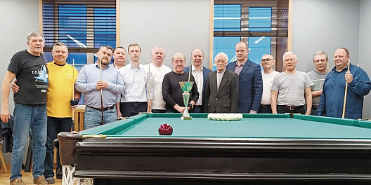 В Доме ветеранов автозавода прошел турнир по бильярду памяти Николая Федоровича Гридина