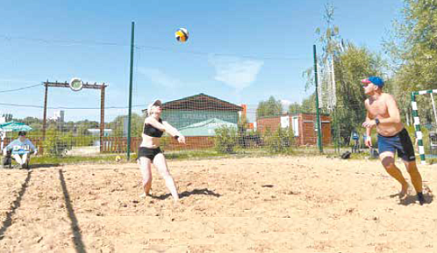 Профсоюзная организация Горьковского автозавода проводит традиционные летние командные спортивные состязания