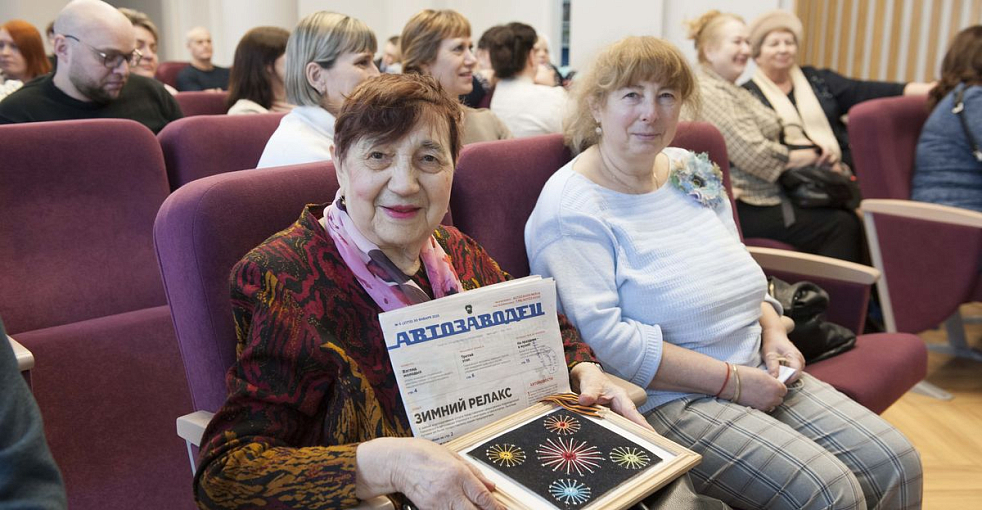 Автозаводцы приняли участие во флешмобе к 80-летию Победы