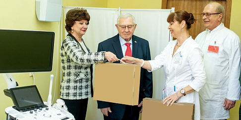 При содействии Горьковского автозавода поликлиника 422-го госпиталя получила медоборудование