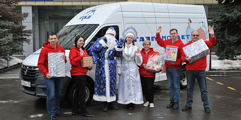 Акция «Подари тепло детям» состоялась на предприятиях нашей компании в преддверии Нового года