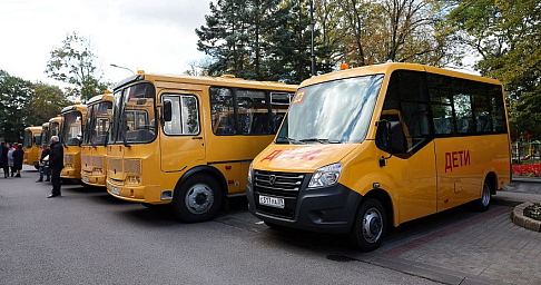 Более 10 млрд рублей выделило Правительство РФ на закупку школьных автобусов