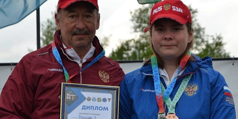 Воспитанница спортивной школы «Чайка» Екатерина Варнашина завоевала две медали на Чемпионате СНГ по городкам