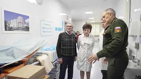 Горьковский автозавод и Центр медицинской профилактики «ГАЗ» передали оборудование нижегородскому госпиталю №422