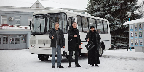 Соловецкий монастырь получил в дар автобус «ПАЗ»