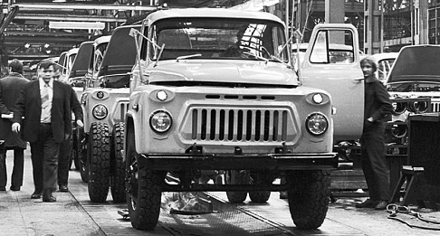 Массовый труженик 