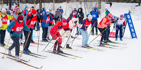 Команды ПРЗ и ЗШП взяли золото лыжных эстафет Горьковского автозавода