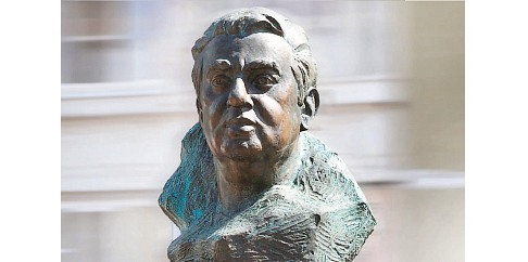 Бюст Араму Хачатуряну открыли у детской школы искусств в Автозаводском районе