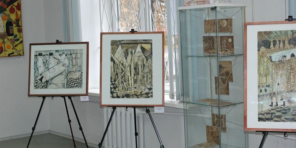 Выставка наивного искусства «НАИВ…НО» проходит в Центре деловой и правовой информации на пр. Кирова, 6