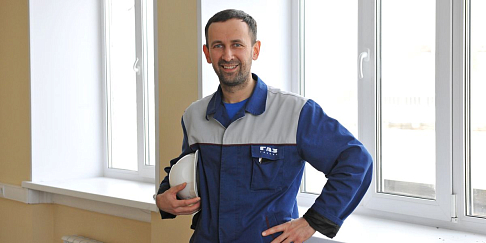 «Моя миссия - довести любую идею от задумки до реализации», - ведущий специалист кузнечно-рессорного завода Александр Гарин