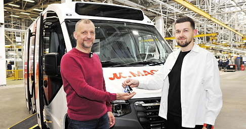 Горьковский автозавод создал универсальный автофургон для служб доставки - «Газель Логистик»