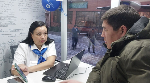 Мобильный Центр обслуживания клиентов компании «АтомЭнергоСбыт» появился в Мурманской области