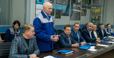 За участие в эвакуации жителей Курской области в августе 2024 года волонтеры Горьковского автозавода получили благодарственные письма руководства компании