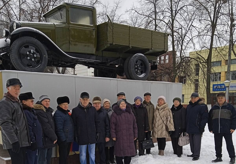 29 января, в день, когда конвейер ГАЗа выпустил первую полуторку, ветераны ПГА провели акцию в честь автомобиля у Главной проходной