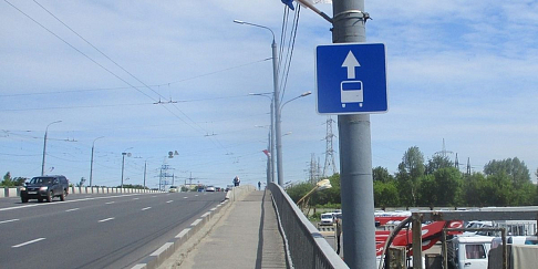 Выделенная полоса для общественного транспорта появится на участке проспекта Ленина от станции метро «Автозаводская» до «Пролетарской»