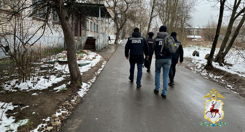 Совместный рейд сотрудников полиции и народных дружинников в рамках проекта «Социальный патруль» прошел в Автозаводском районе