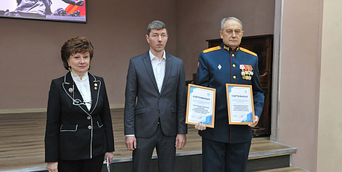 «Группа ГАЗ» передала нижегородскому военному госпиталю новое офтальмологическое лазерное оборудование