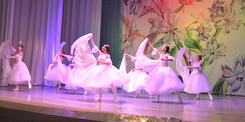 В минувшее воскресенье в Автозаводском районе отмечали День матери