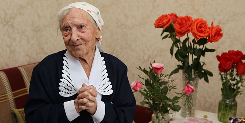 «Когда ГАЗ бомбили, от взрывной волны распахивались двери домов в жилых кварталах, но конвейеры не останавливались», - Александра Курицына