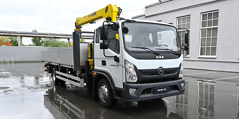 Новая модификация спецтехники с краноманипуляторной установкой создана на базе «Валдая 12»